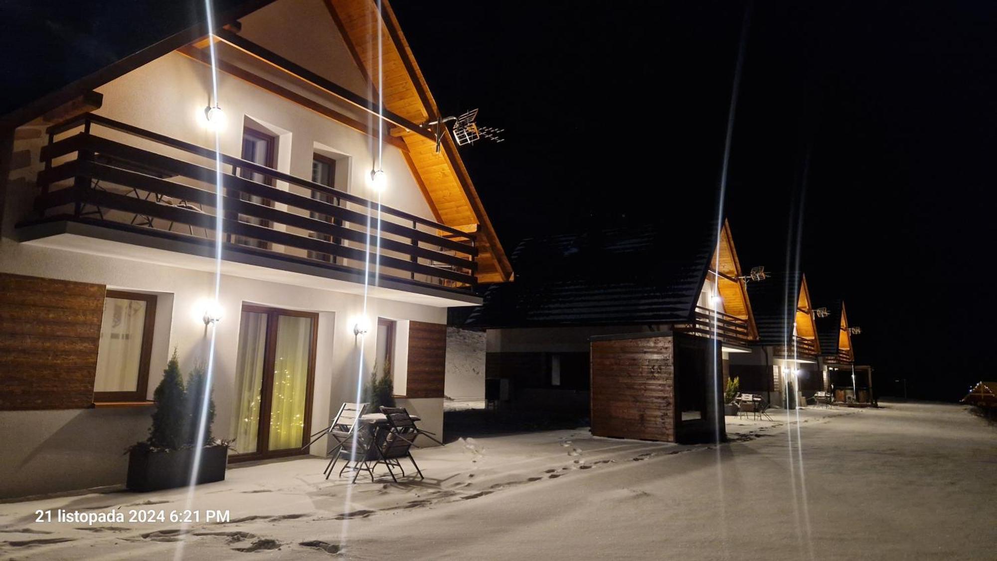 Domki 4 Pory Roku Koniaków Exteriör bild